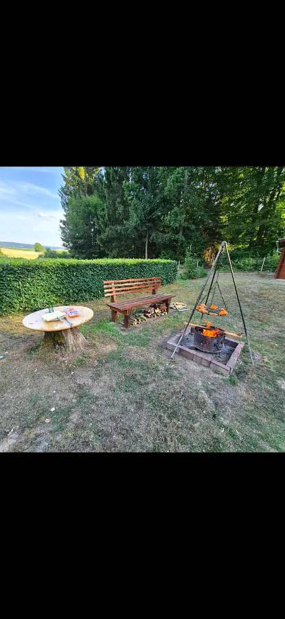 Ferienwohnung für 4 Personen, mit Terrasse und Garten sowie Ausblick in Hentern - 3