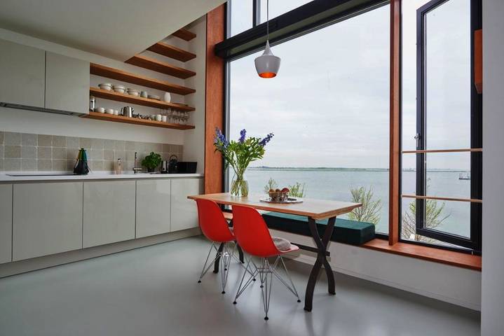 B&b per 4 persone, con vista lago e terrazza nonché panorama ad Amsterdam