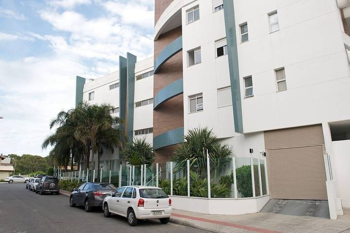 Casas e apartamentos de temporada para 2 pessoas, com piscina em Florianópolis