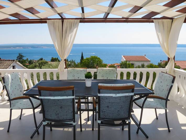 Apartament wakacyjny dla 6 osób, z Balkon i Taras oraz Ogród w Maslenica
