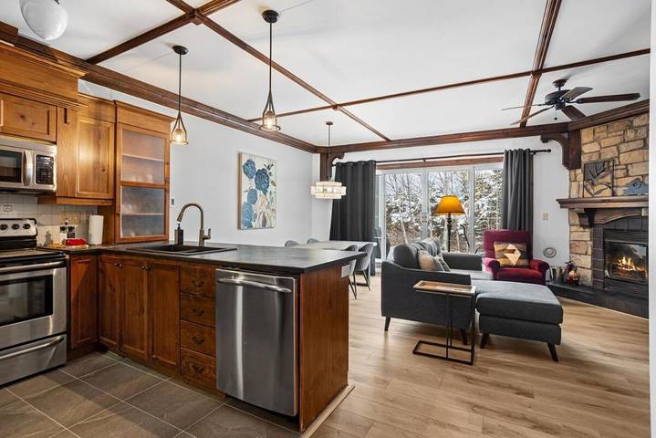 Casa de vacaciones para 4 personas, con terraza además de piscina y jacuzzi - 1