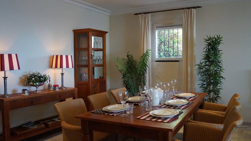 Villa pour 11 personnes, avec piscine et jardin, animaux acceptés à Saint-Raphaël - 3