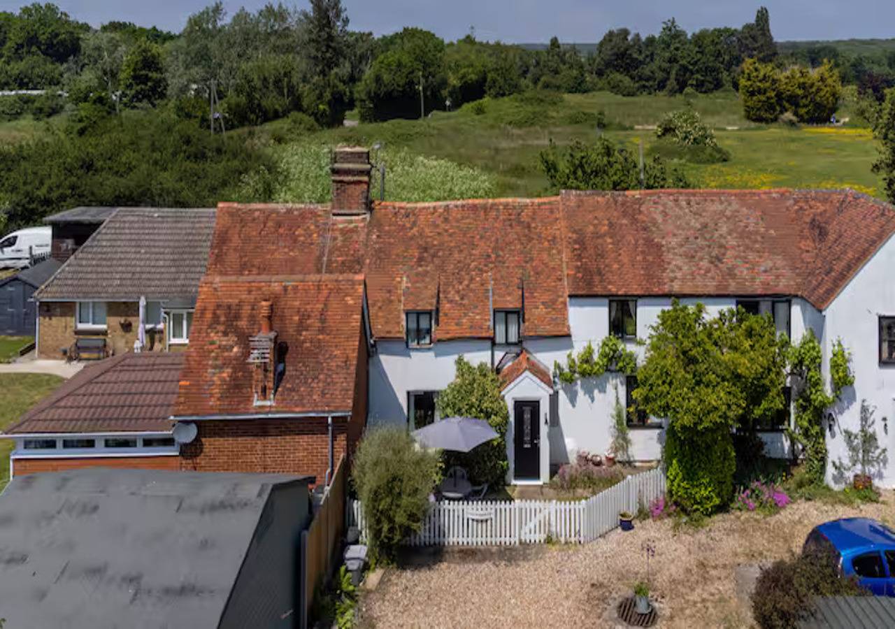 Lovely Cottage just outside of Canterbury - Pass the Keys in Sturry, Kent