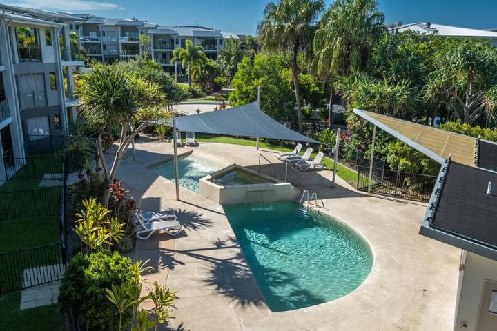 Resort para 4 personas, con piscina además de jacuzzi y jardín - 1