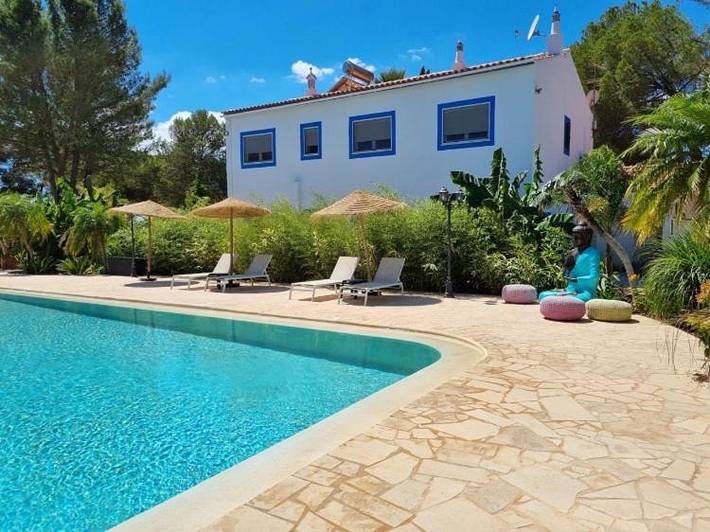 Gîte pour 6 personnes, avec bassin pour enfant et vue ainsi que jardin et piscine à Algoz - 3