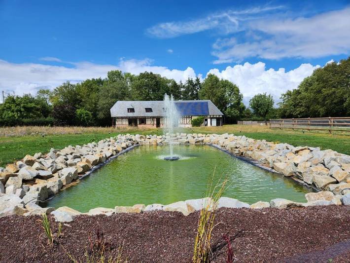 Location de vacances pour 10 personnes, avec piscine et jardin ainsi que vue et sauna dans Mesnil-en-Ouche - 2