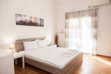 Gîte pour 4 personnes, avec jardin à Athènes