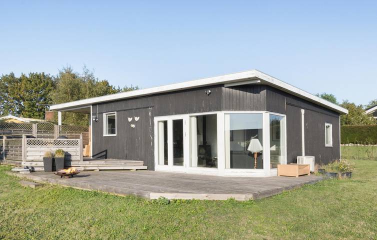Ferieudlejning for 4 personer, med Terrasse i Roskilde