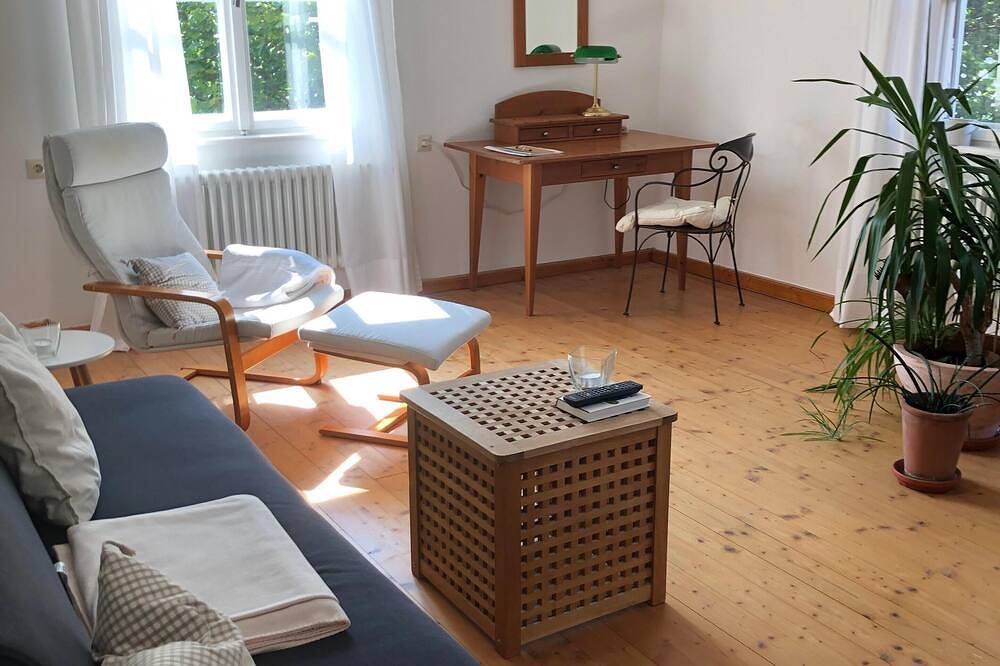 Ganze Wohnung, Liebevoll eingerichtete Ferienwohnung für 2 Personen (70qm) mit Balkon in Waldsassen, Ostbayern