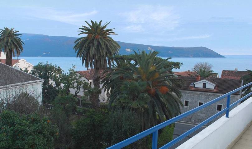 Apartament wakacyjny dla 3 osób, z Balkon i Taras oraz Widok w Herceg Novi