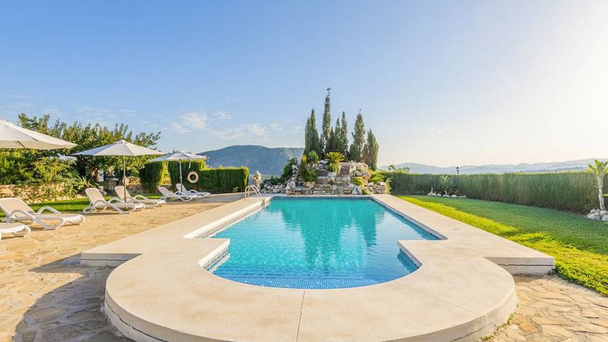 Casa rural para 2 personas, con piscina y balcón/terraza en Periana