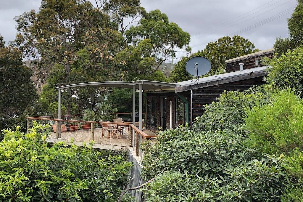 Hidden Haven - Abgeschiedenes Anwesen am Wasser in der Binalong Bay in der Bay of Fires in Tasmanien