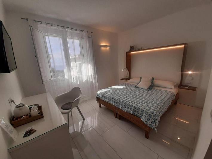 Chambre d’hôte pour 2 personnes, avec balcon et vue à Tropea - 2