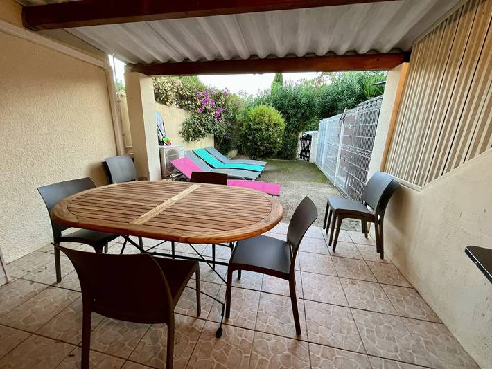 Holiday rental for 4 people, with garden in France