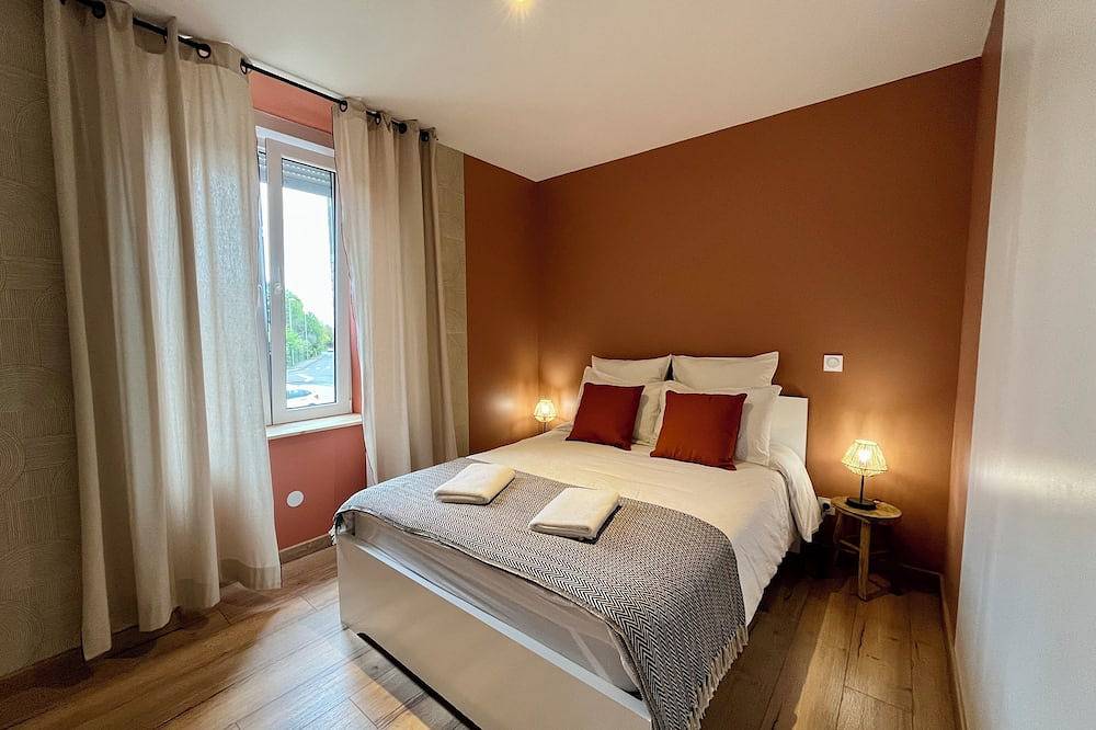 Appartement entier, Lescinqsuites/ Le Marrakech - Dabnb in Limoges, Région de Limoges