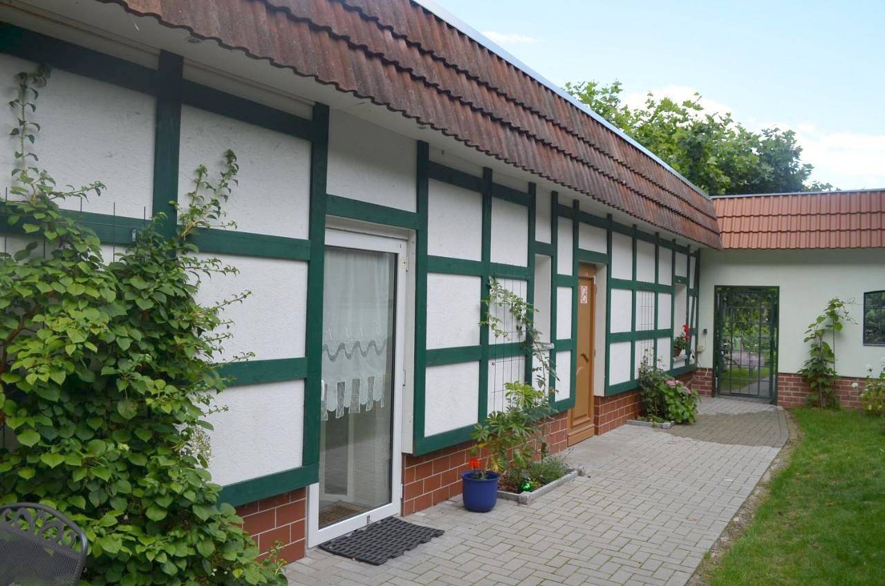 Ganze Ferienwohnung, Pension im Grünen in Eberswalde, Naturpark Barnim
