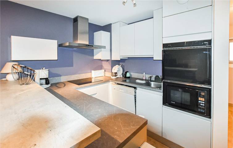 Apartamento con vistas a la montaña, aparcamiento, piscina y jardín in Dieulefit, Región de Nyons