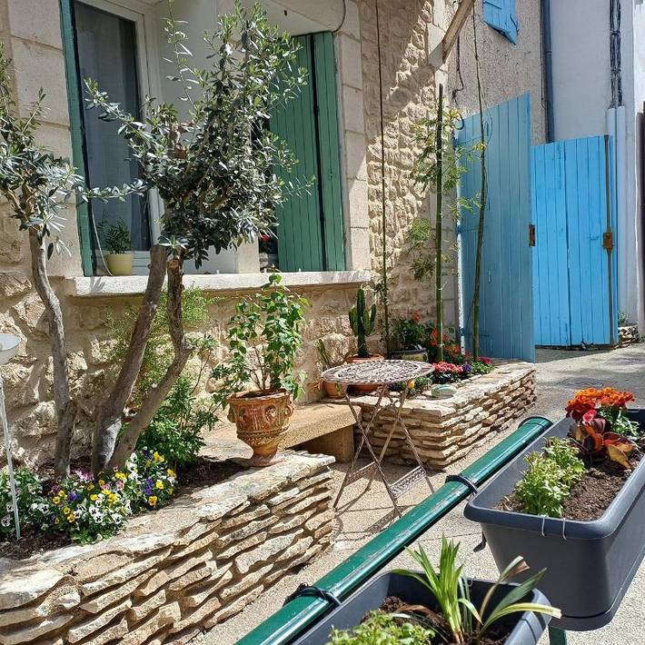 Maison d’hôte pour 2 personnes, avec vue et balcon à La Roque-d'Anthéron - 2