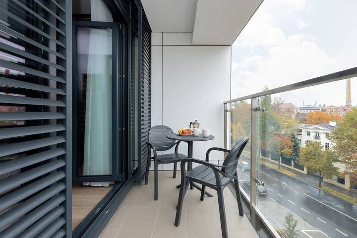 Gîte pour 6 personnes, avec balcon/terrasse, adapté aux familles à Poznań - 4