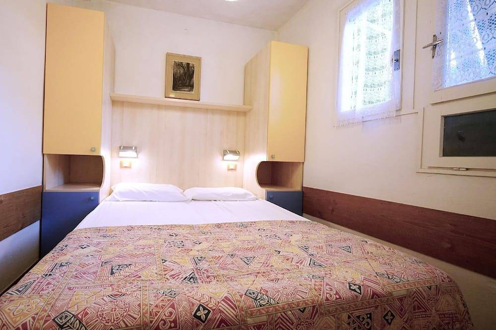 Geheel appartement, Holiday apartment Lido degli Estensi for 1 - 5 persons with 2 bedrooms - Holiday apartment in Lido degli Estensi, Lido di Spina