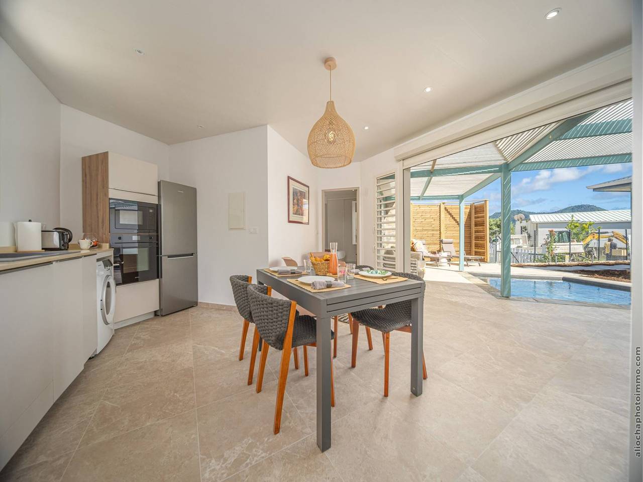Villas tropicales gemelas con piscina in Sainte-Luce, Martinica