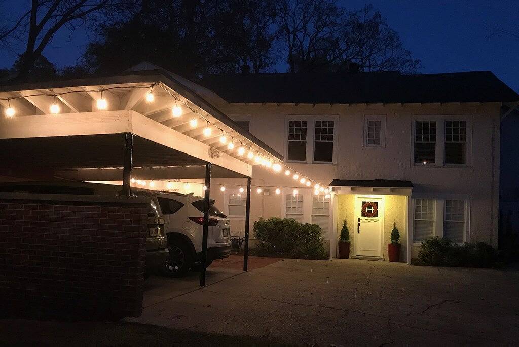 Belhaven Arts Hideaway: 1927 craftsman guest suite featuring local artists in Jackson, Hinds County