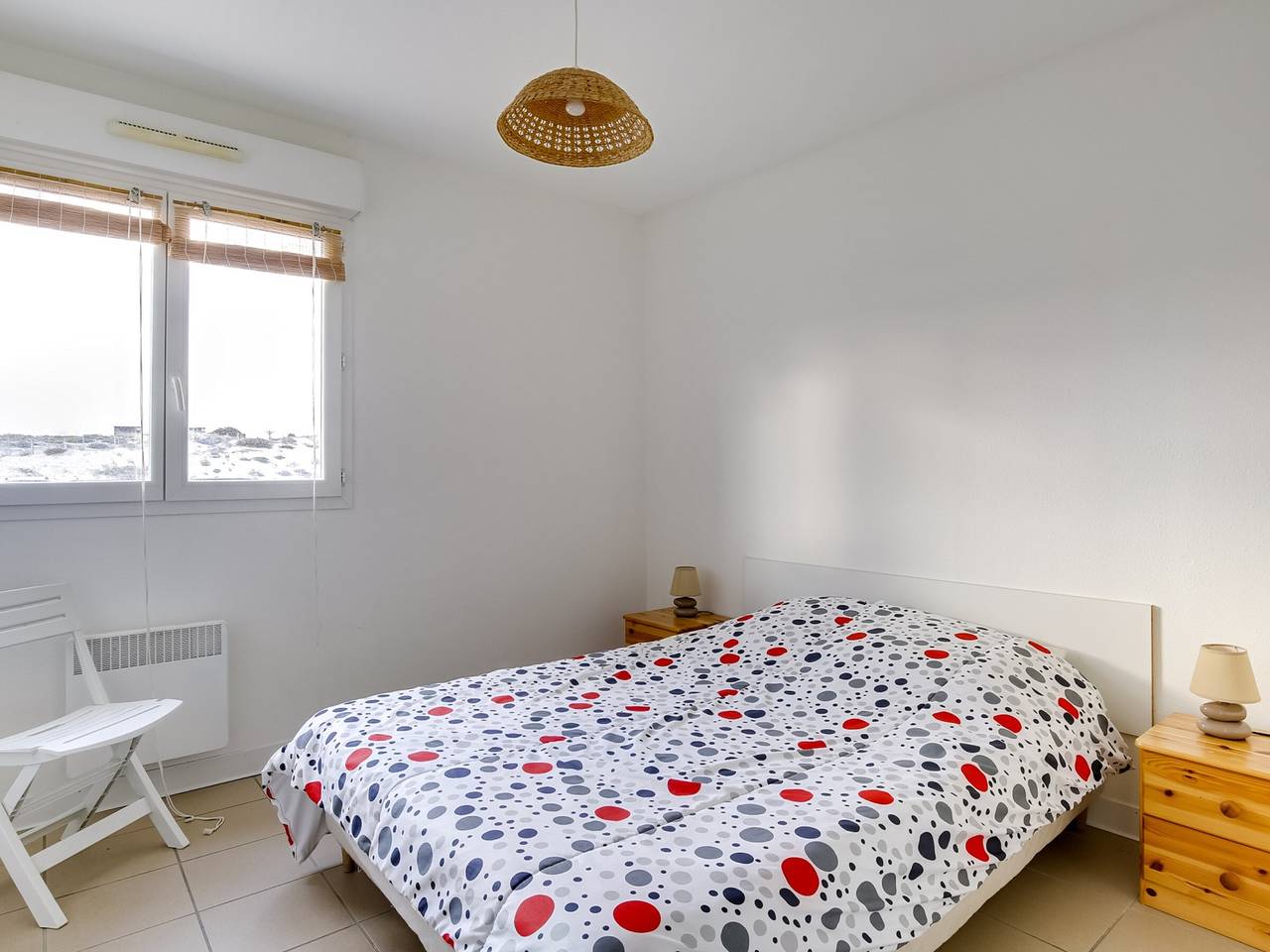 Entire apartment, Biscarrosse: Appartement T3, 2 Chambres, Terrasse, Parking Privé à 50m de la Plage in Biscarrosse Plage, Biscarrosse