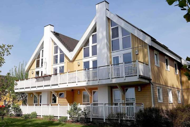 Ferienpark für 4 Personen, mit Whirlpool und Terrasse sowie Garten und Sauna in Bad Saarow