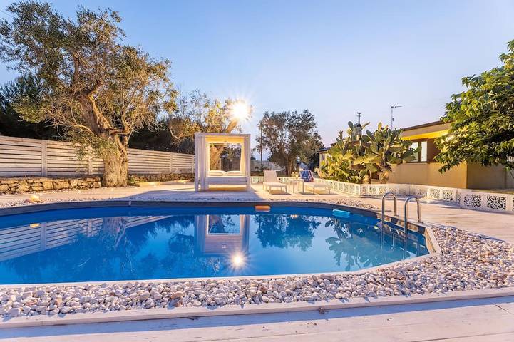 Villa per 8 persone, con terrazza e giardino, con animali domestici in Matino