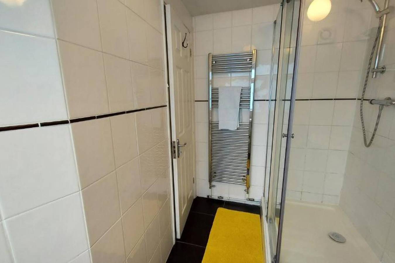 Gilling Villa Remarkable 4-Bed House in Gillingham in Medway