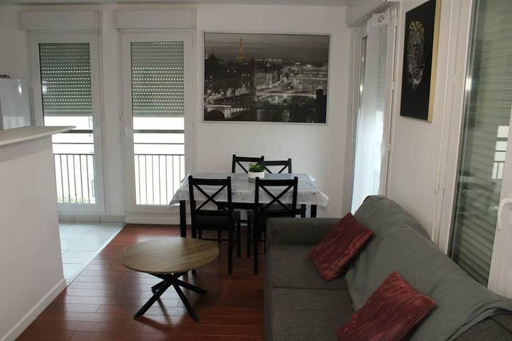 Apartamento entero, Beautiful apartment in Meaux, 15 minutes from Disneyland in Meaux, Sena y Marne
