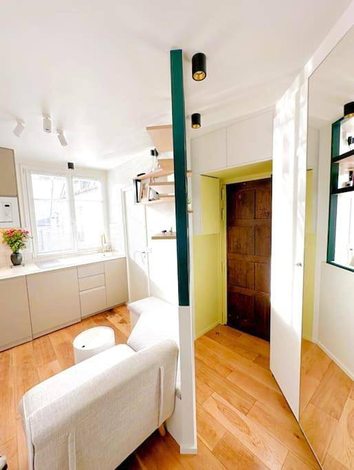 Appartement entier, Le Temple des Sorbets, un petit cocon parisien ! in Paris, Île de France
