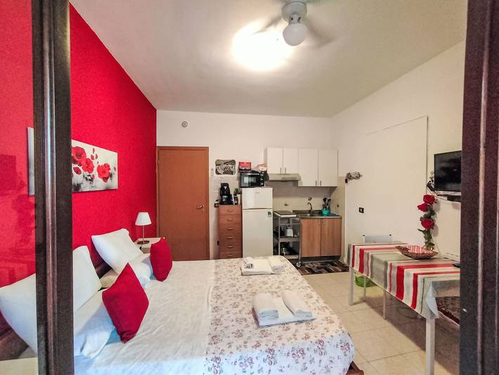 Gîte pour 2 personnes, avec terrasse à Letojanni - 3