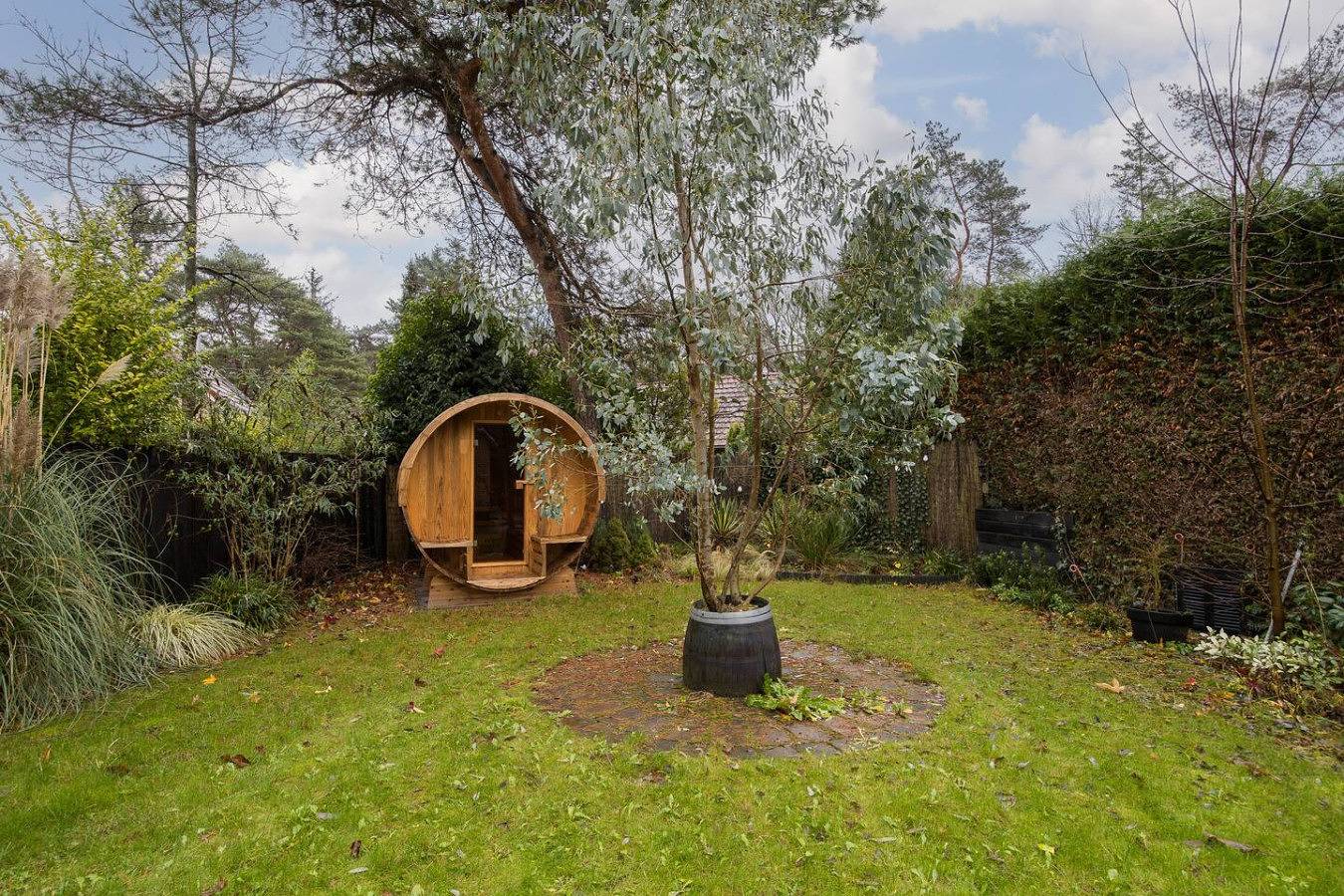 Welkom in ons huisje in het bos met prive sauna in Veluwe
