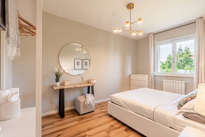 Entire apartment, Holiday Apartment "Casa Eva Lucca" with Private Garden and Wi-Fi in Lucca, Lucca Province