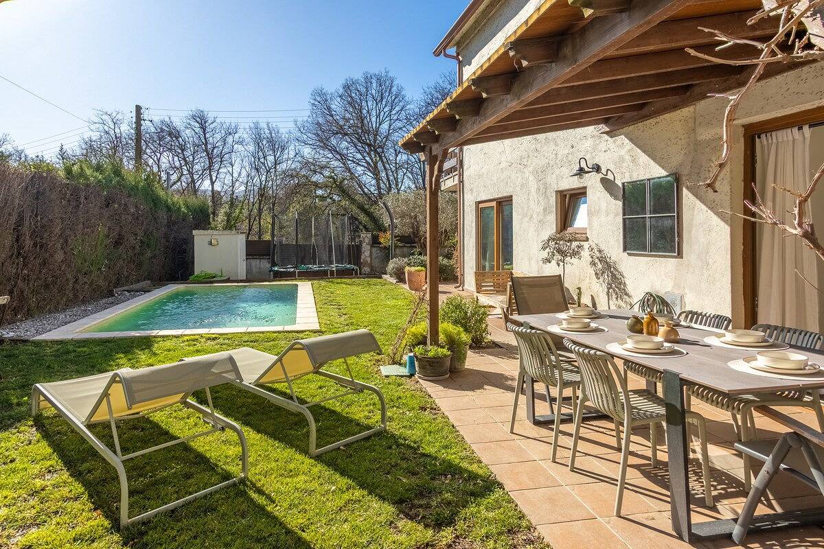 ¡Ideal Familias! Piscina, Barbacoa y Relax in Riells i Viabrea, Provincia de Gerona