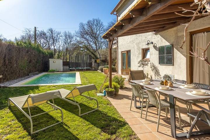 ¡Ideal Familias! Piscina, Barbacoa y Relax in Riells i Viabrea, Provincia de Gerona