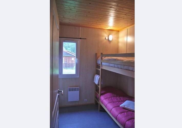 Gîte pour 5 personnes, avec terrasse, animaux acceptés à La Chapelle-Taillefert - 4