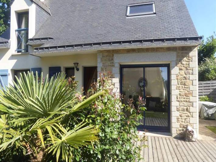 Gîte pour 6 personnes, avec jardin et terrasse, adapté aux familles dans Plage du Roaliguen