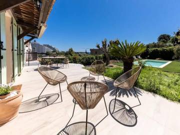 Location De Vacances pour 8 Personnes dans Villeneuve-Loubet Plage, Villeneuve-Loubet, Photo 1