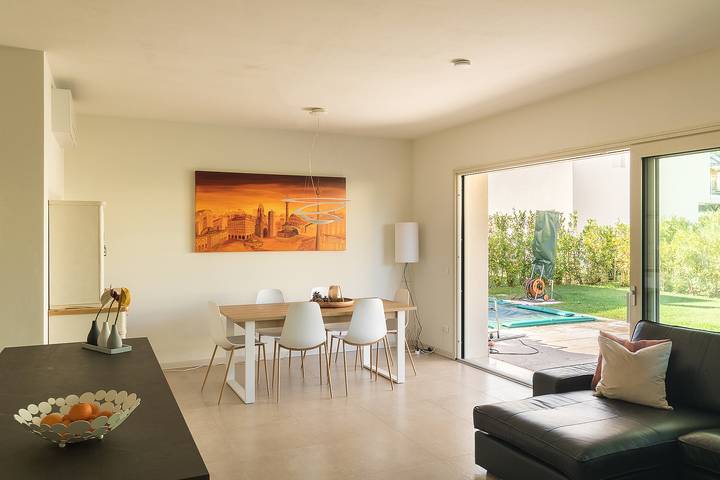 Villa per 5 persone, con giardino e balcone a Manerba del Garda