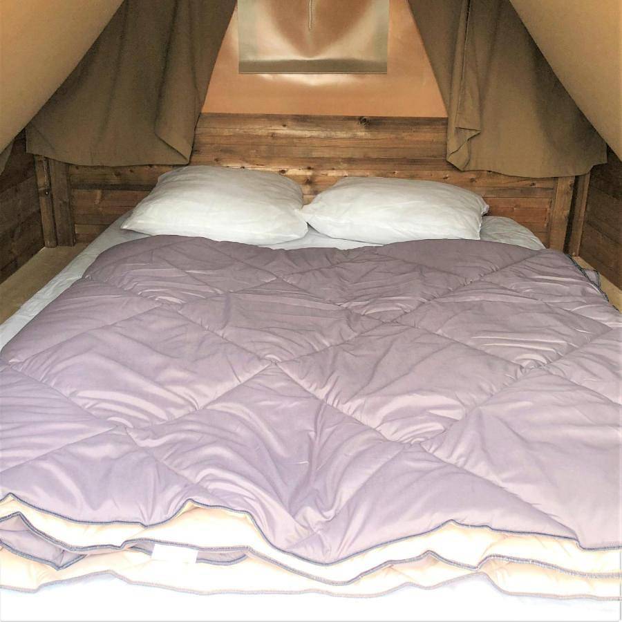 Camping Bois et Toilés in Saint-Rambert-d'Albon, Région de Valence