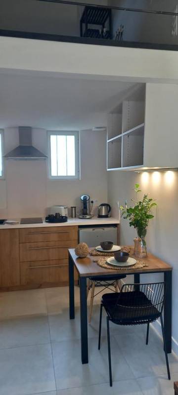 Gîte pour 2 personnes, avec jardin à Villes-sur-Auzon