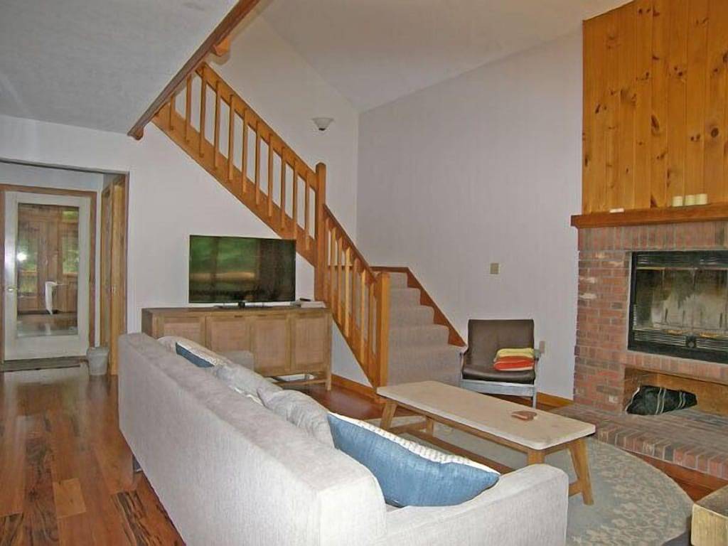 Verwaltet von Loon Reservierungsservice - Nh Mahlzeiten & Zimmer Lic # 056365 in Lincoln (NH), Franconia Notch