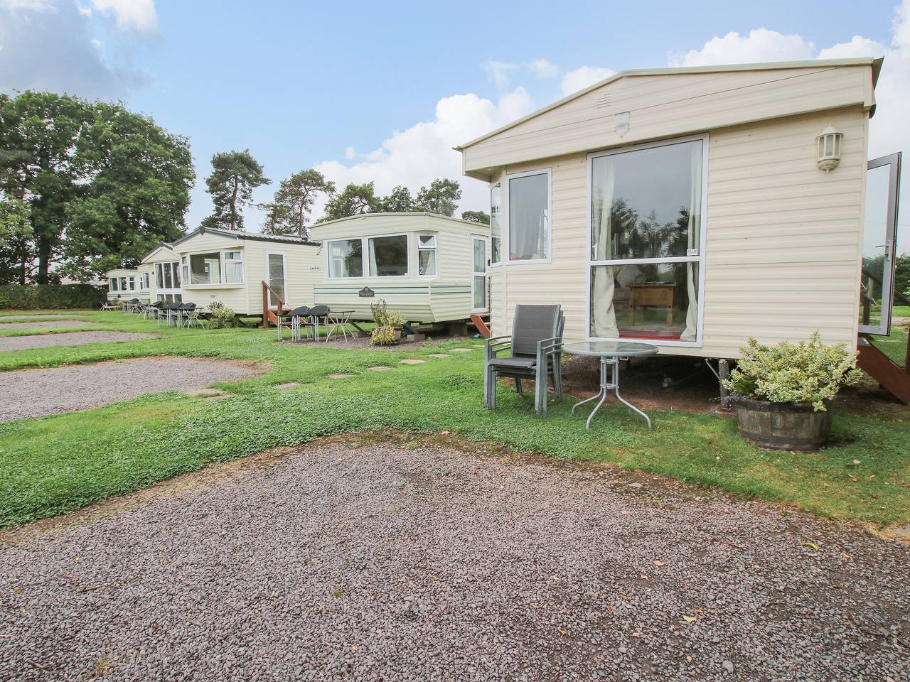 Glamping for 8 People in Shropshire, West Midlands