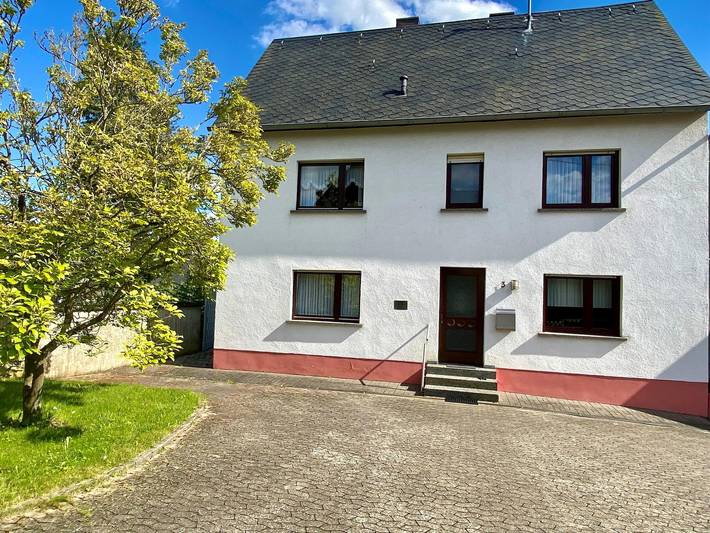 Ferienhaus für 5 Personen, mit Terrasse und Garten an der Burg Eltz