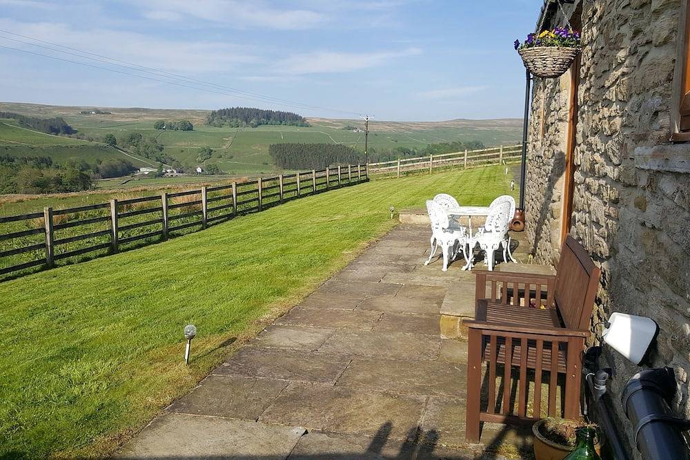 Watergreens Farm, Ca9 3Ld  Self-Catering holiday Accommodation in Cumbria in North Pennines AONB