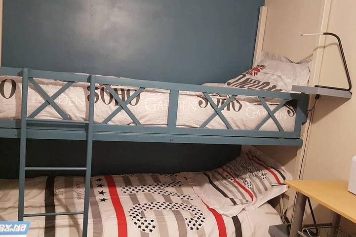 Gîte pour 2 personnes, avec piscine et balcon dans Plage Du Pradeau - 2