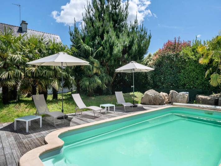 Appartement de vacances pour 8 personnes, avec piscine et jardin, adapté aux familles