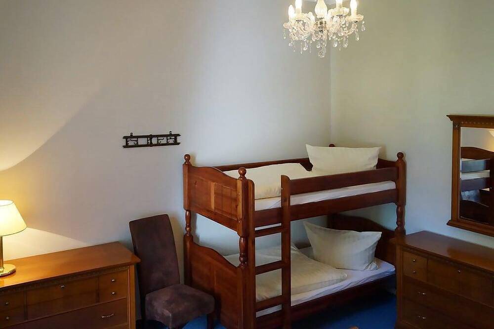Ferienhaus Villa Unger - Ferienhaus Villa Unger, 6 Schlafzimmer, Sauna in Altenberg, Osterzgebirge